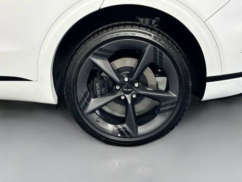 New 2026 Genesis GV70 2.5T Sport Prestige w/ G1 Accessory Package AWD/4WD image 23