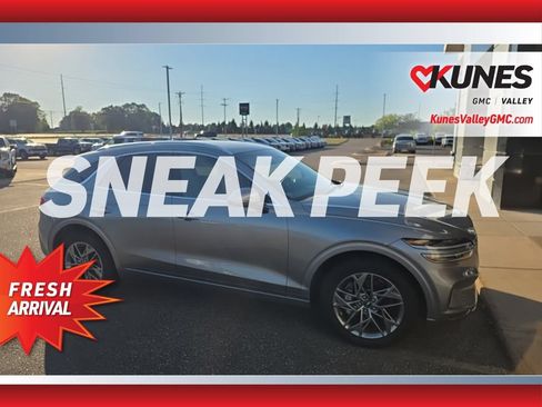 Used 2025 Genesis GV70 2.5T AWD/4WD image 1