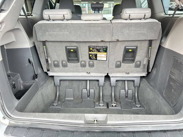 Used 2020 Toyota Sienna XLE FWD image 12