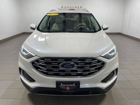 Used 2019 Ford Edge Titanium AWD/4WD image 2