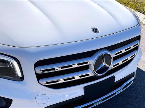 Used 2023 Mercedes-Benz GLB 250 image 27
