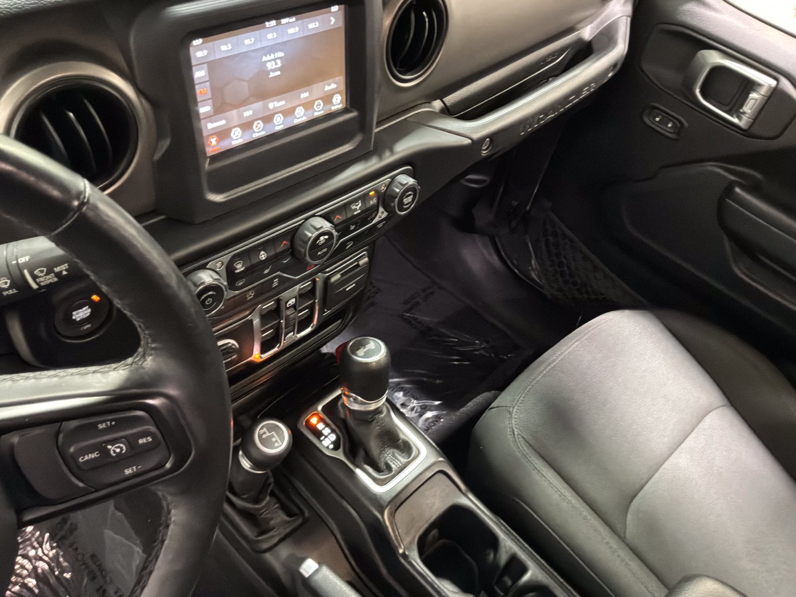 Used 2020 Jeep Wrangler Unlimited Sport S AWD/4WD image 18