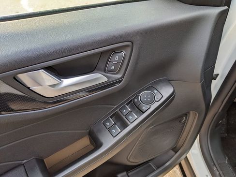 Used 2025 Ford Escape ST-Line Select w/ Tech Pack #1 image 10