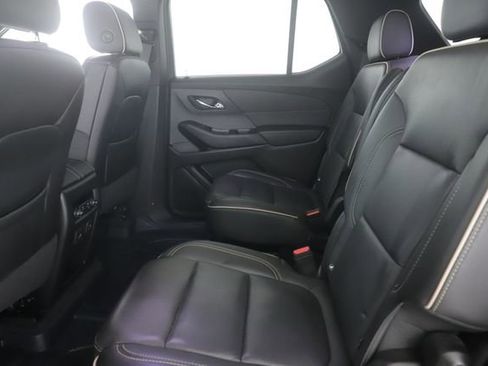 Used 2023 Chevrolet Traverse Premier w/ Redline Edition AWD/4WD image 29