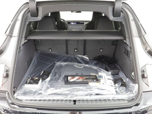 New 2026 BMW iX xDrive45 w/ M Sport Package image 19