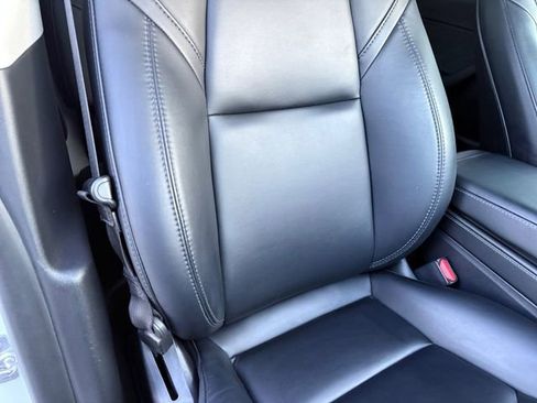 Used 2021 Tesla Model Y Long Range image 11