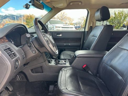 Used 2019 Ford Flex Limited image 23