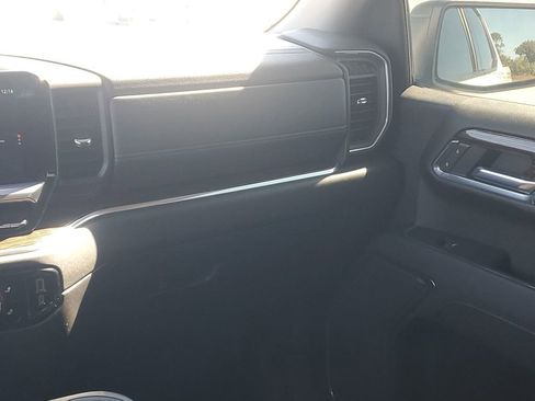 Used 2023 GMC Sierra 1500 Elevation image 26