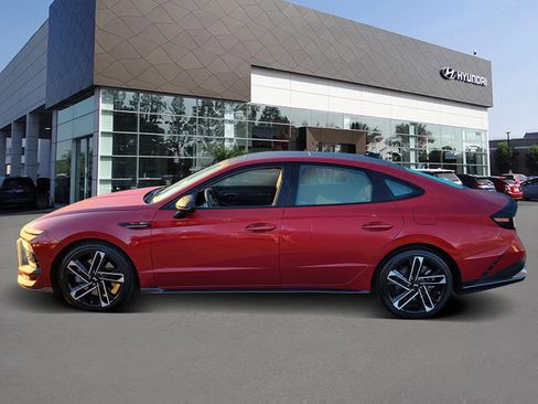 Certified 2025 Hyundai Sonata N Line image 3