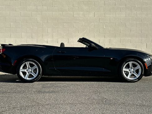 Certified 2023 Chevrolet Camaro LT image 3