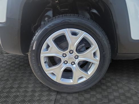 Used 2019 Jeep Renegade Limited w/ Safety and Security Group AWD/4WD image 35