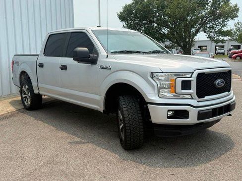 Used 2019 Ford F150 XL w/ Equipment Group 101A Mid AWD/4WD image 13