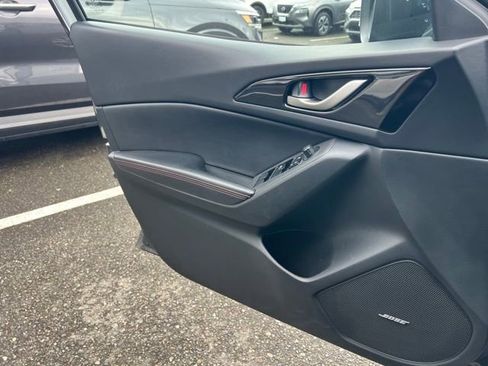 Used 2015 MAZDA MAZDA3 i Grand Touring image 18