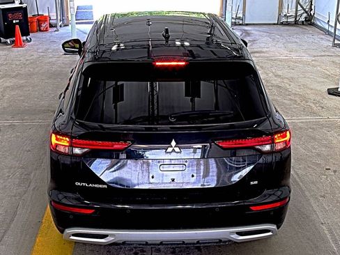 Used 2023 Mitsubishi Outlander SE AWD/4WD image 6