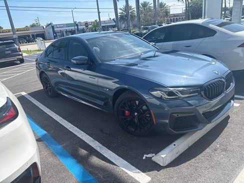 Used 2023 BMW 530e w/ M Sport Package RWD image 1