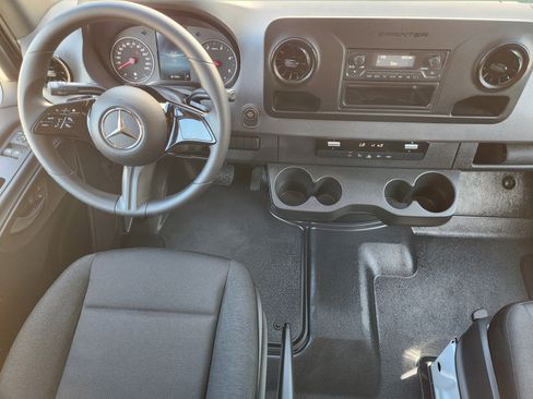 Certified 2025 Mercedes-Benz Sprinter 2500 image 15