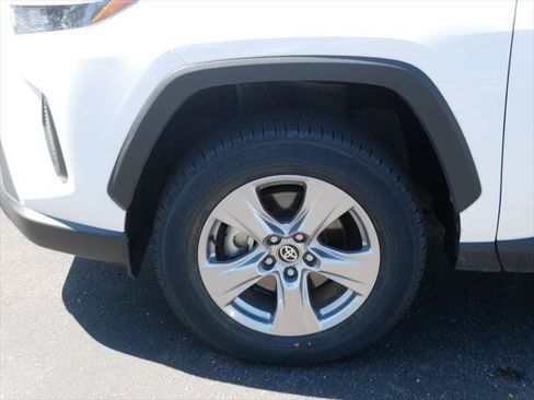 Certified 2025 Toyota RAV4 XLE AWD/4WD image 8