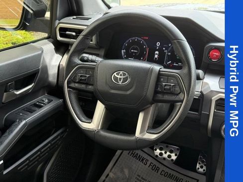 Used 2024 Toyota Tacoma TRD Sport AWD/4WD image 14