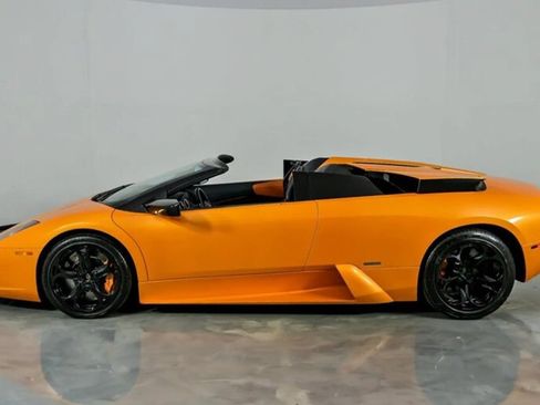 Used 2005 Lamborghini Murcielago Roadster AWD/4WD image 3