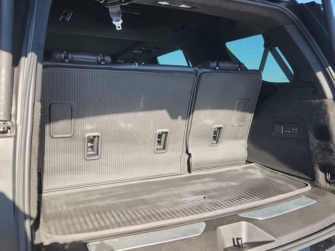 Used 2023 Cadillac Escalade Sport Platinum AWD/4WD image 14