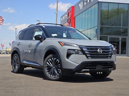 New 2026 Nissan Rogue Platinum AWD/4WD image 1