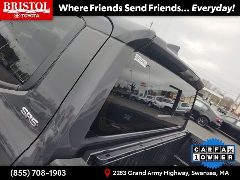 Used 2025 Toyota Tacoma SR5 image 32