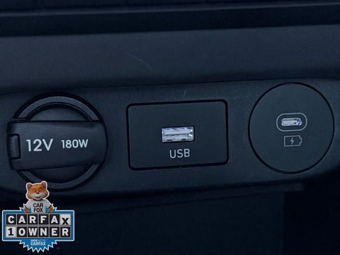 Used 2024 Hyundai Elantra SEL image 18