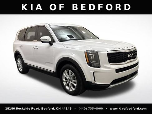 Used 2022 Kia Telluride LX AWD/4WD image 3