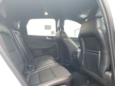 Used 2023 Ford Escape ST-Line image 12