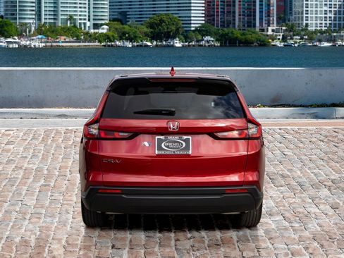 Certified 2024 Honda CR-V EX image 6