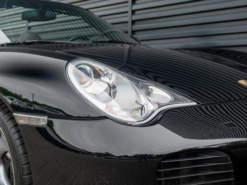 Used 2005 Porsche 911 Turbo AWD/4WD image 16