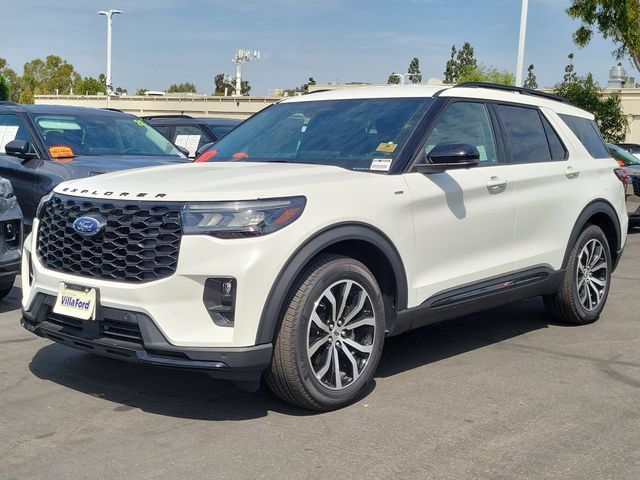 Used 2025 Ford Explorer ST-Line w/ Premium Package RWD image 29