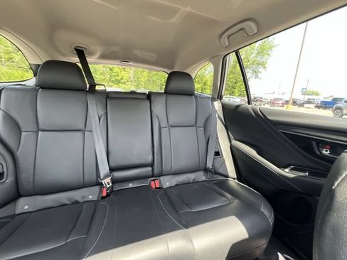Used 2021 Subaru Outback Limited AWD/4WD image 15