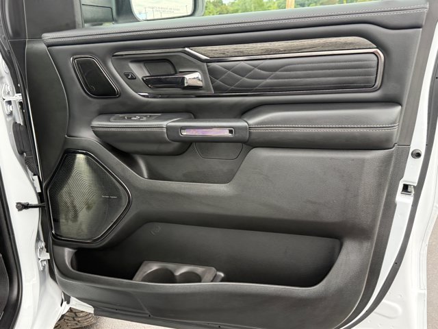 Used 2025 RAM 1500 Limited AWD/4WD image 32