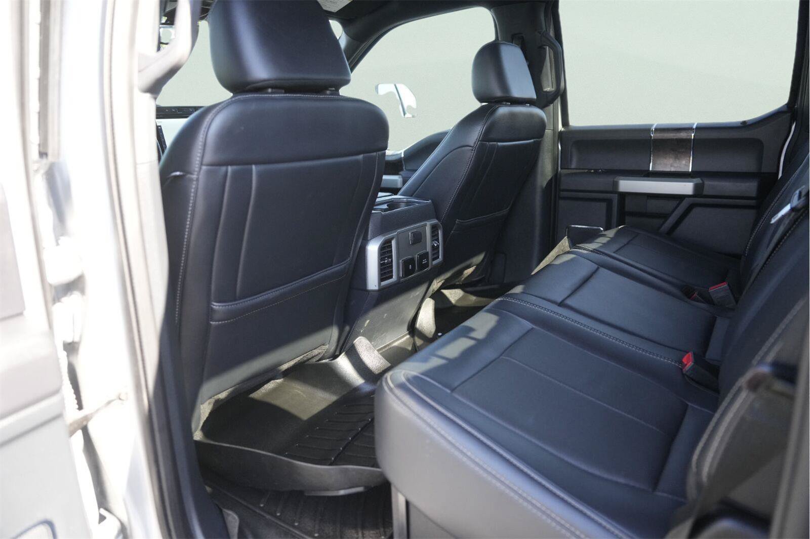 Used 2022 Ford F350 Lariat w/ Lariat Ultimate Package AWD/4WD image 11