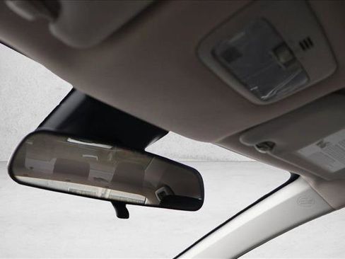 Used 2017 Toyota Corolla LE w/ Carpet Mat Package (TMS) image 20