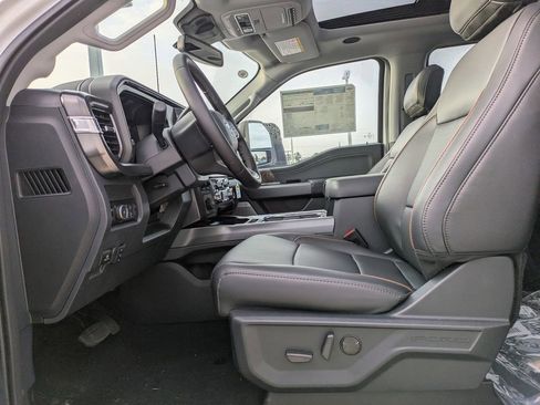 New 2025 Ford F250 Lariat w/ Lariat Ultimate Package image 13