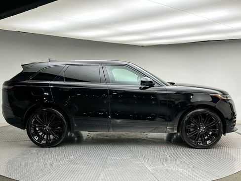 Certified 2026 Land Rover Range Rover Velar Dynamic SE AWD/4WD image 14