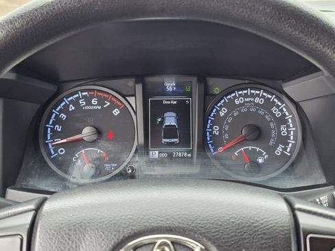 Used 2021 Toyota Tacoma SR w/ SR Convenience Package image 11