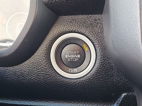 Used 2021 RAM 1500 Big Horn image 16