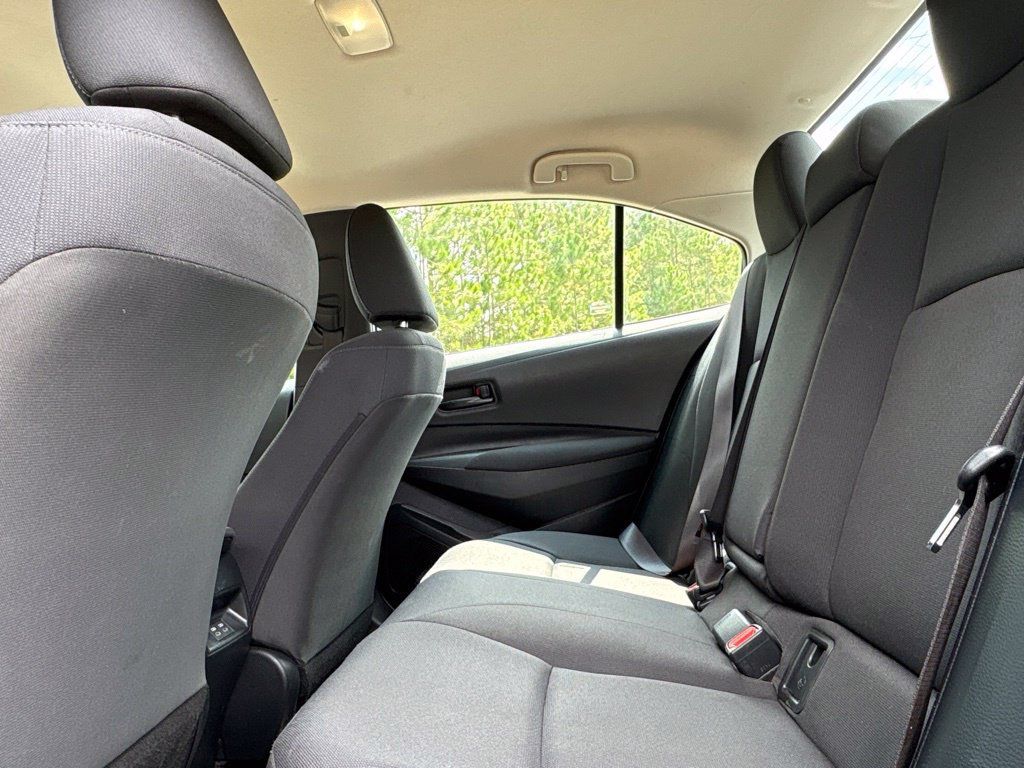 Used 2024 Toyota Corolla LE FWD image 21