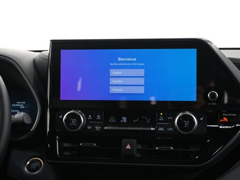 Certified 2026 Toyota Highlander XSE AWD/4WD image 15