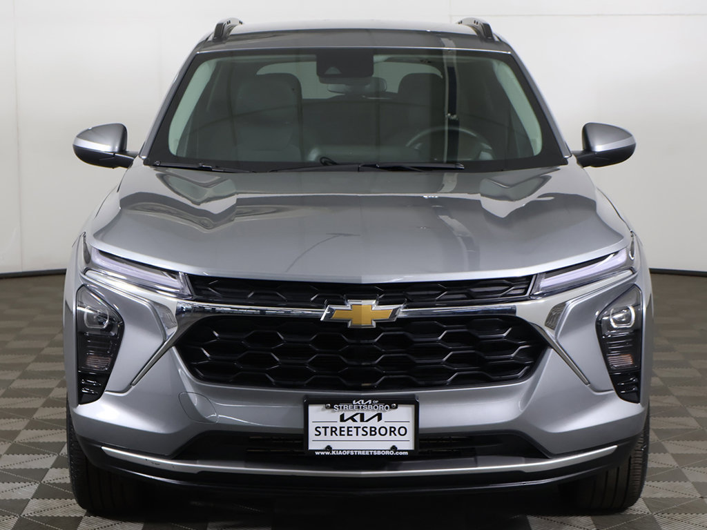 Used 2026 Chevrolet Trax LT w/ Driver Confidence Package FWD image 11
