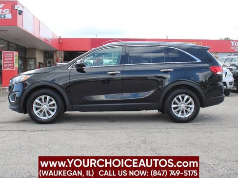 Used 2018 Kia Sorento FWD image 8