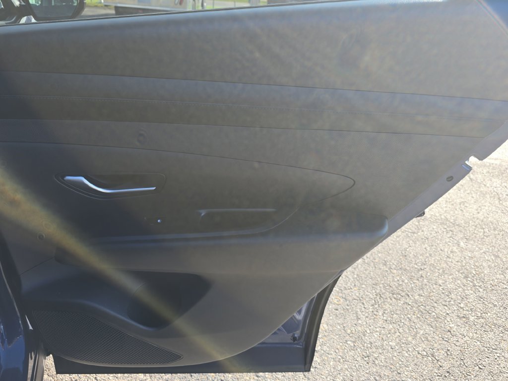 Used 2025 Hyundai Tucson SEL FWD image 16