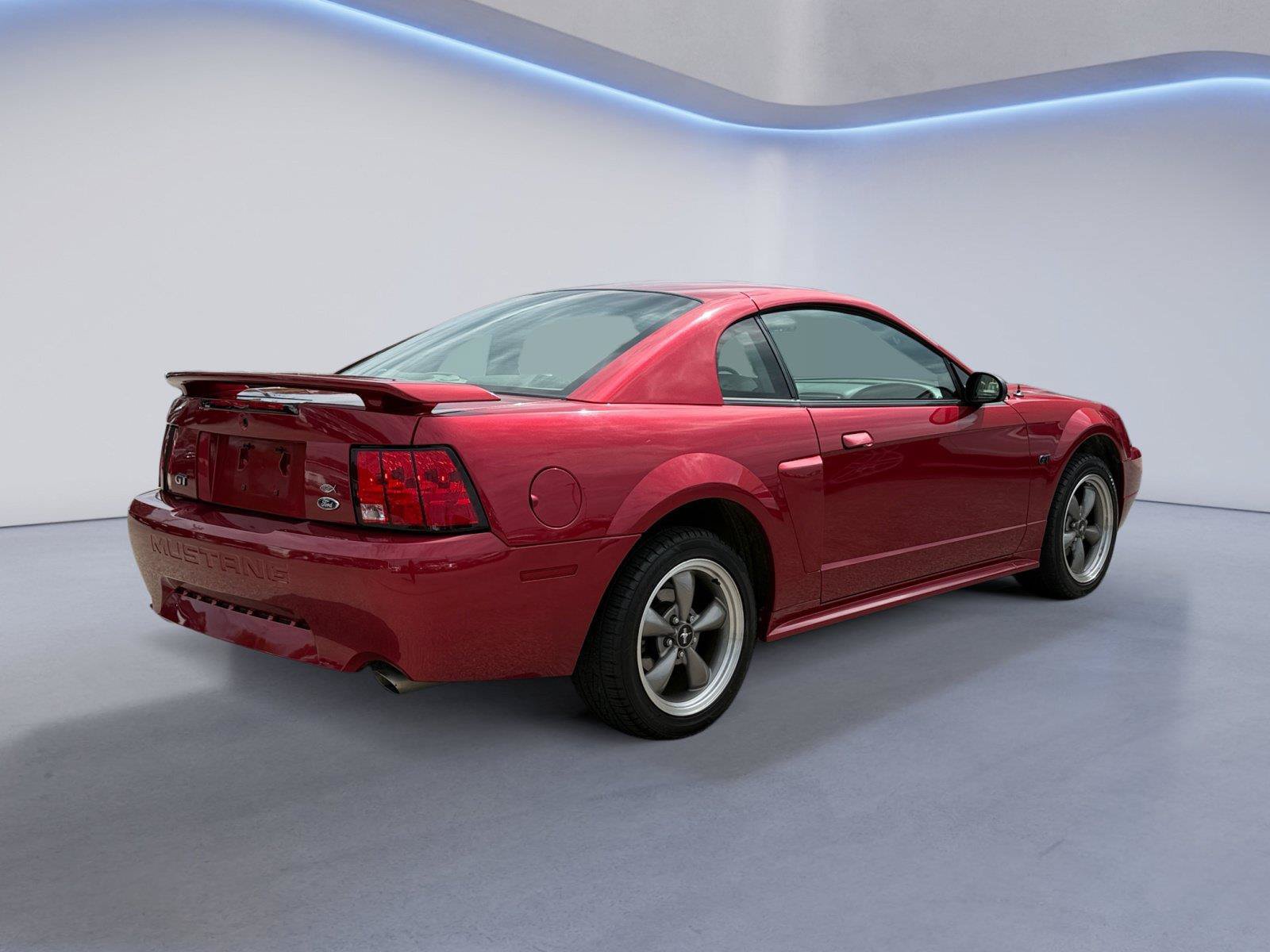 Used 2003 Ford Mustang GT RWD image 3
