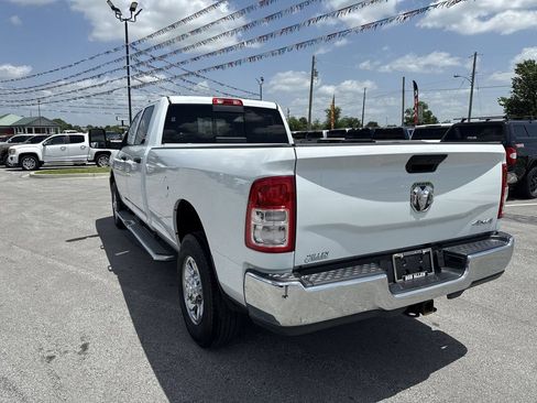 Used 2024 RAM 3500 Tradesman w/ Chrome Appearance Group AWD/4WD image 12