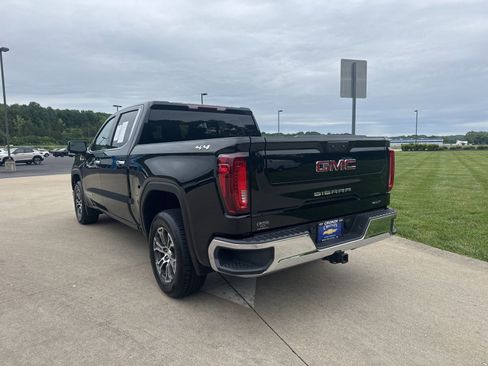 Used 2025 GMC Sierra 1500 SLT AWD/4WD image 7