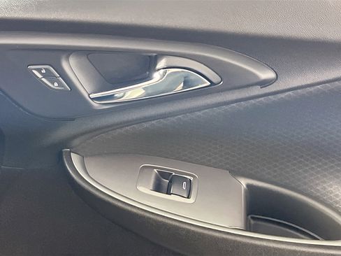 Used 2024 Chevrolet Malibu LT image 32