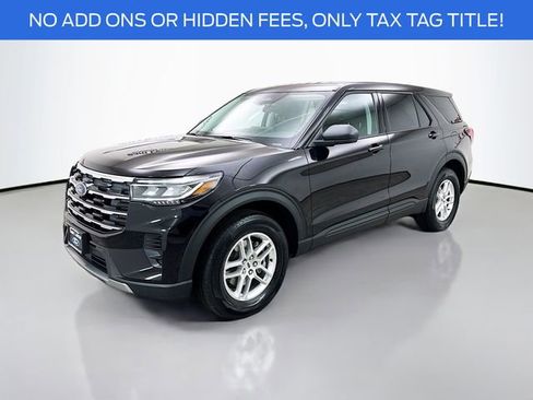 New 2026 Ford Explorer Active image 3